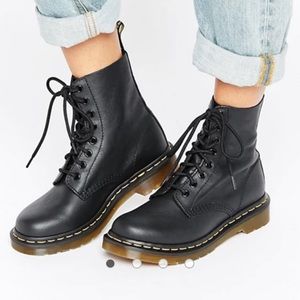 Black Dr.Marten Boots